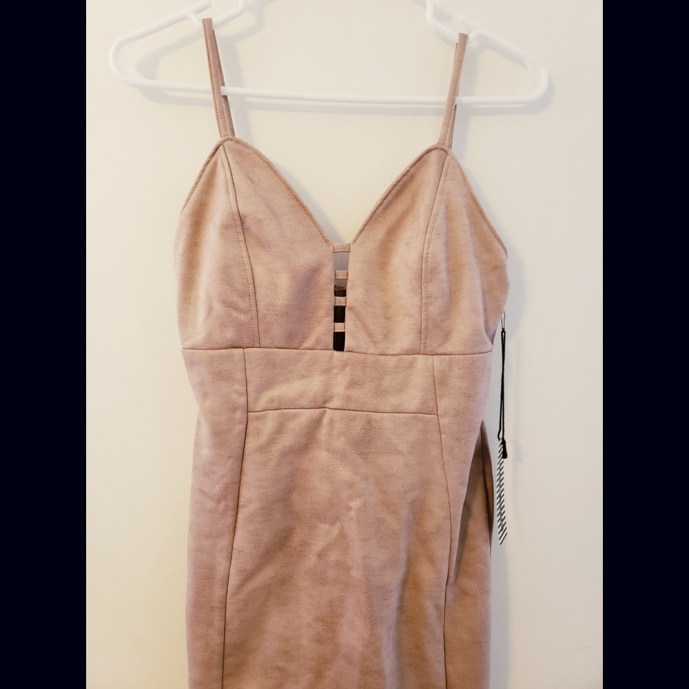 *BRAND NEW* Dress